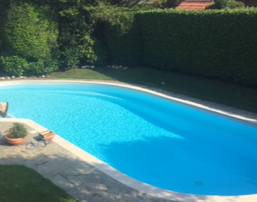 Barasso splendida Villa con piscina